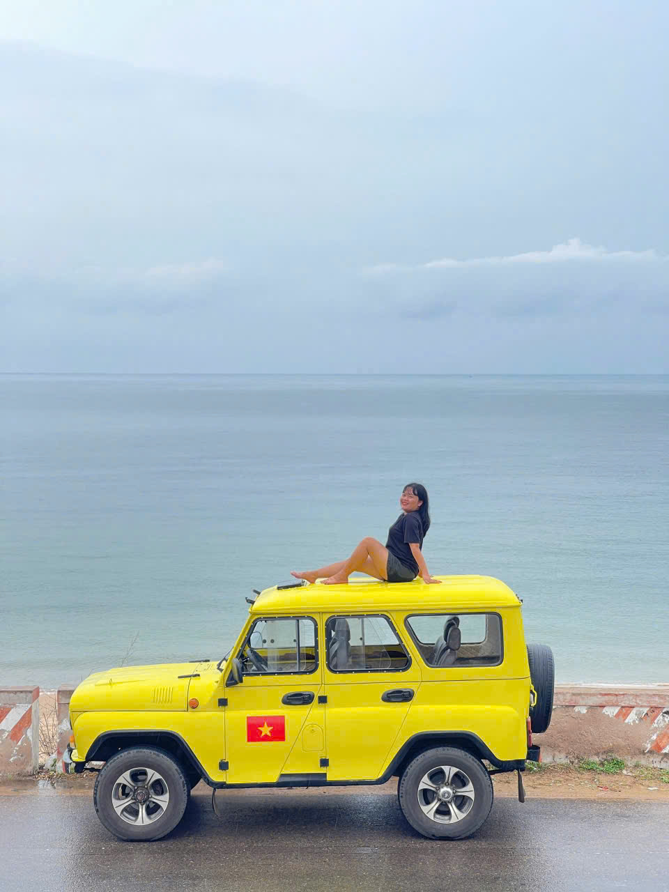 Dịch Vụ Xe Jeep Mũi Né – Jeep Tour Mũi Né